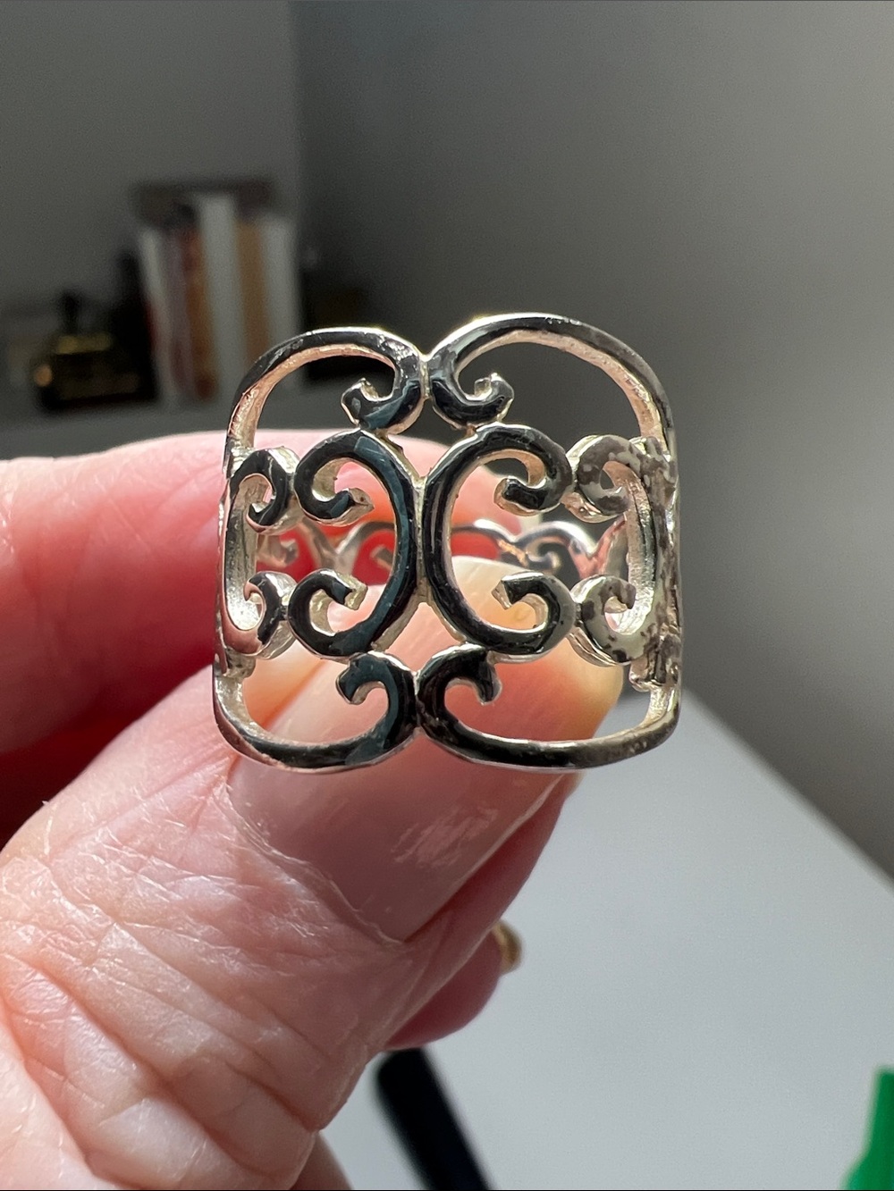 Intricate Filigree Openwork Silver-Tone Statement Ring - Vintage